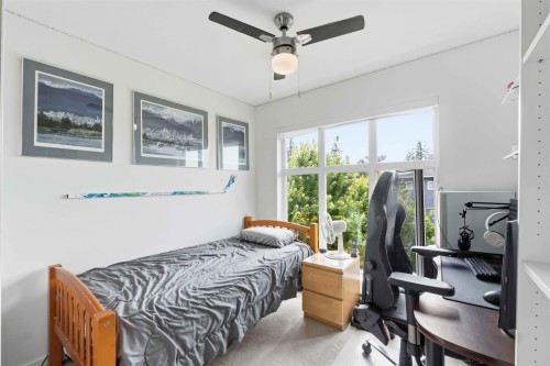 21-24076 112 Avenue, Maple Ridge, BC - Indoor Photo Showing Bedroom