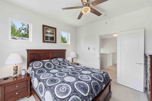 21-24076 112 Avenue, Maple Ridge, BC - Indoor Photo Showing Bedroom