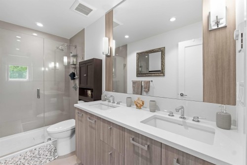 21-24076 112 Avenue, Maple Ridge, BC - Indoor Photo Showing Bathroom
