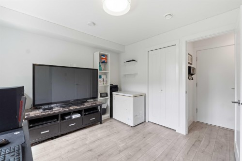 21-24076 112 Avenue, Maple Ridge, BC - Indoor