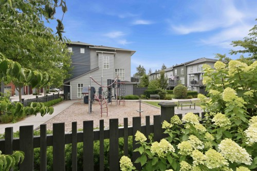 21-24076 112 Avenue, Maple Ridge, BC - Outdoor