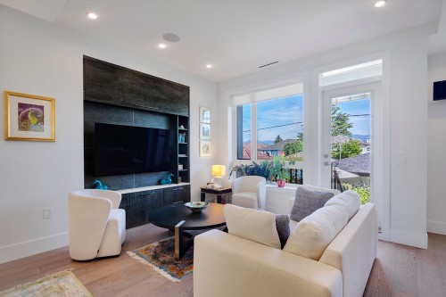 3191 21St Avenue E, Vancouver, BC 