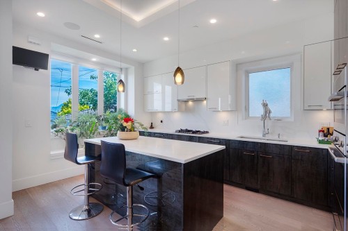 3191 21St Avenue E, Vancouver, BC 