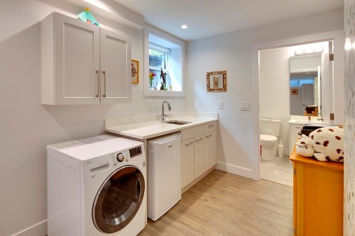 3191 21St Avenue E, Vancouver, BC 