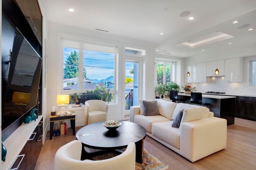 3191 21St Avenue E, Vancouver, BC 