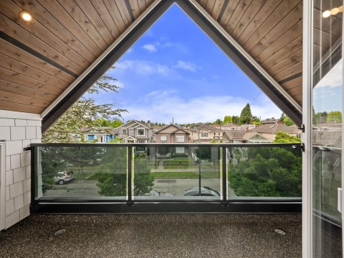 1--2547 2Nd Avenue E, Vancouver, BC 