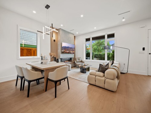 1--2547 2Nd Avenue E, Vancouver, BC 