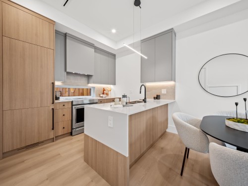 2545 2Nd Avenue E, Vancouver, BC 