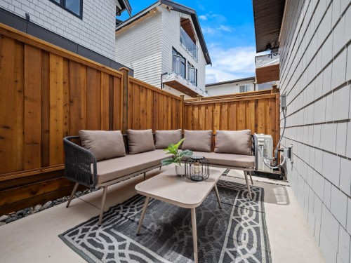 2545 2Nd Avenue E, Vancouver, BC 