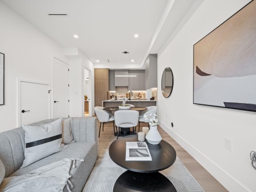 2545 2Nd Avenue E, Vancouver, BC 