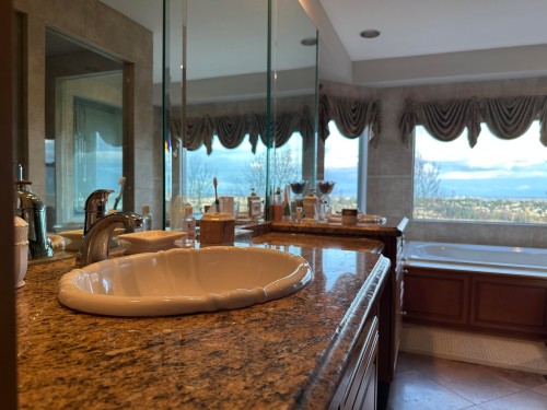 2777 Nadina Drive, Coquitlam, BC 