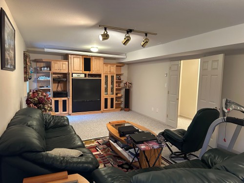 2777 Nadina Drive, Coquitlam, BC 