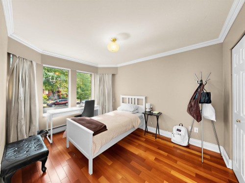 6332 Brooks Street, Vancouver, BC - Indoor Photo Showing Bedroom