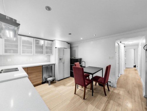 6332 Brooks Street, Vancouver, BC - Indoor