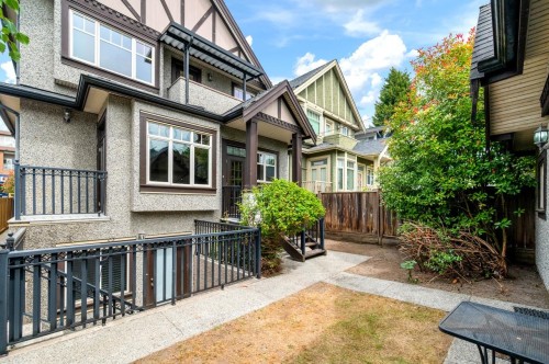 2088 42Nd Avenue W, Vancouver, BC 