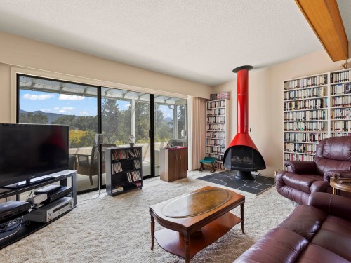 4355 3Rd Avenue W, Vancouver, BC 