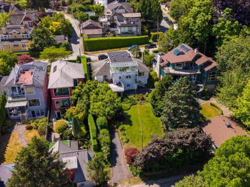 4355 3Rd Avenue W, Vancouver, BC 