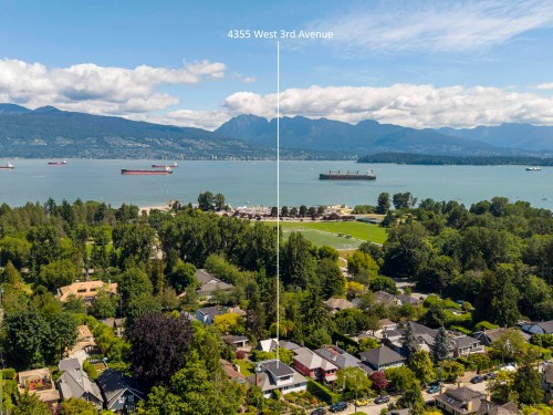 4355 3Rd Avenue W, Vancouver, BC 