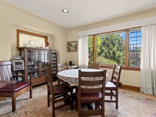4355 3Rd Avenue W, Vancouver, BC 