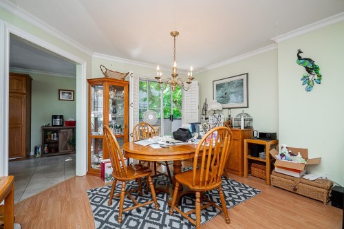 1416 Mahon Avenue, North Vancouver, BC 