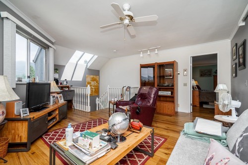 1416 Mahon Avenue, North Vancouver, BC 
