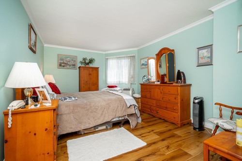 1416 Mahon Avenue, North Vancouver, BC 