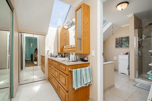 1416 Mahon Avenue, North Vancouver, BC 