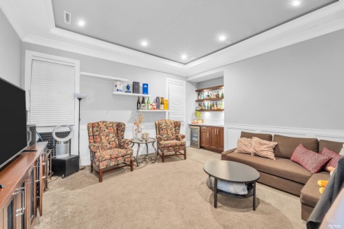 6428 Swift Avenue, Richmond, BC - Indoor