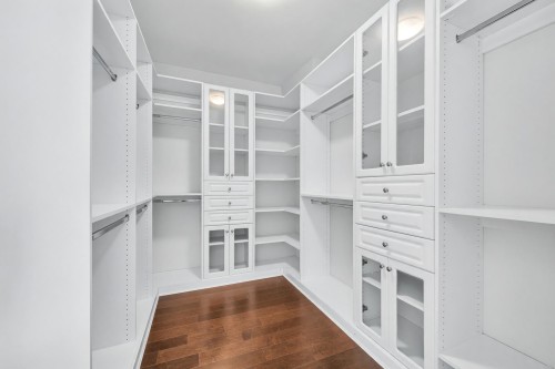 6428 Swift Avenue, Richmond, BC - Indoor With Storage