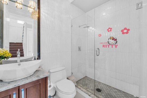 6428 Swift Avenue, Richmond, BC - Indoor Photo Showing Bathroom