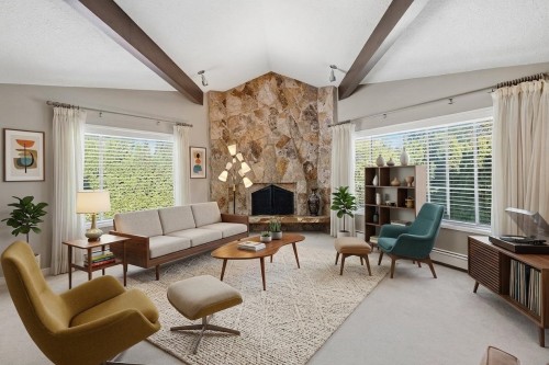 2095 31St Avenue E, Vancouver, BC - Indoor Photo Showing Living Room