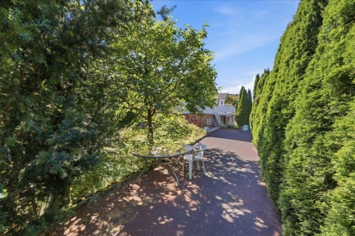 2095 31St Avenue E, Vancouver, BC - Outdoor