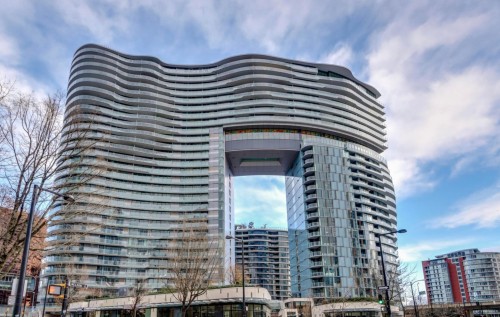 2110-89 Nelson Street  Vancouver, BC V6Z 0E7