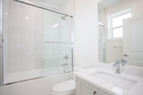 2028 42Nd Avenue E, Vancouver, BC 