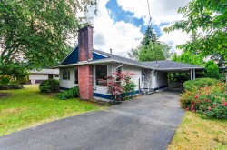 945 Caithness Crescent  Port Moody, BC V3H 1C4
