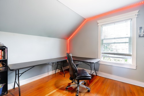 1329 12Th Avenue E, Vancouver, BC 