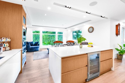 4399 Highland Boulevard, North Vancouver, BC 