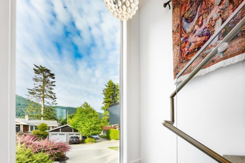 4399 Highland Boulevard, North Vancouver, BC 