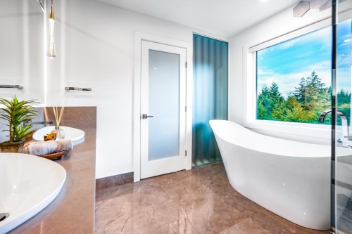 4399 Highland Boulevard, North Vancouver, BC 