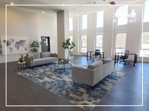 2104-910 Lougheed Highway, Coquitlam, BC - Indoor
