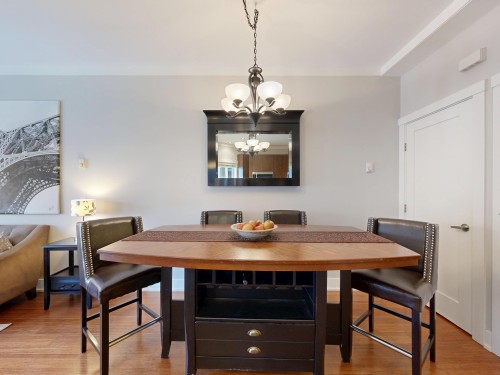 839 14Th Avenue W, Vancouver, BC - Indoor Photo Showing Dining Room