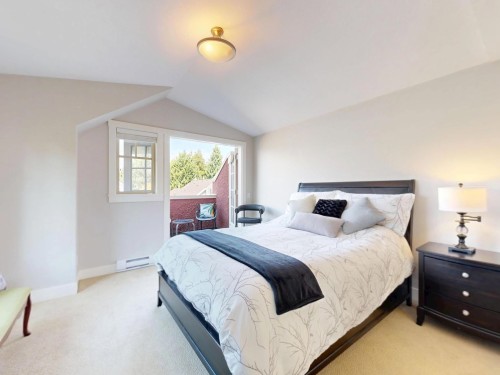 839 14Th Avenue W, Vancouver, BC - Indoor Photo Showing Bedroom