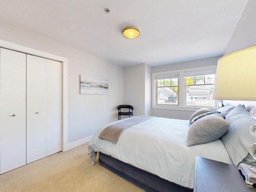 839 14Th Avenue W, Vancouver, BC - Indoor Photo Showing Bedroom