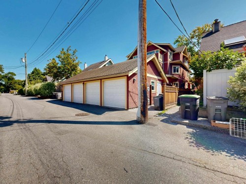 839 14Th Avenue W, Vancouver, BC - Outdoor