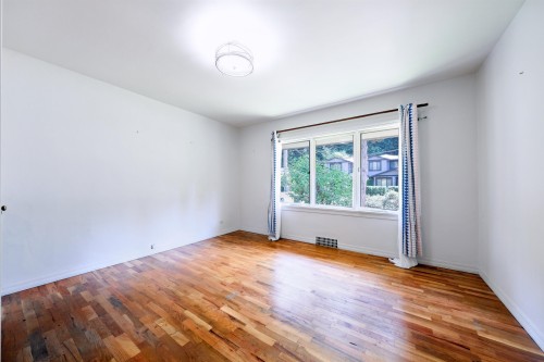 3775 Emerald Drive, North Vancouver, BC 