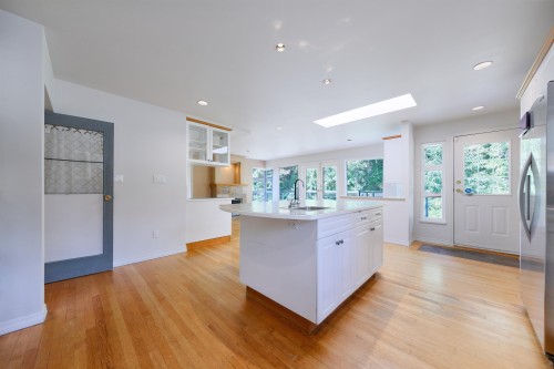 3775 Emerald Drive, North Vancouver, BC 