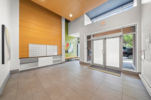 105-2888 2Nd Avenue E, Vancouver, BC 
