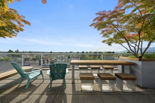 105-2888 2Nd Avenue E, Vancouver, BC 