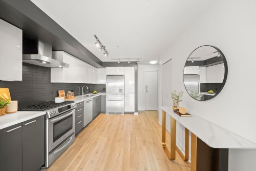 105-2888 2Nd Avenue E, Vancouver, BC 