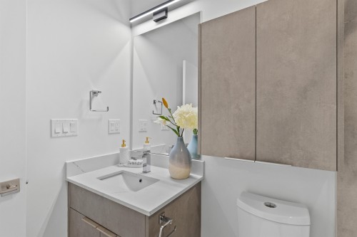 103A-433 3Rd Street E, North Vancouver, BC 